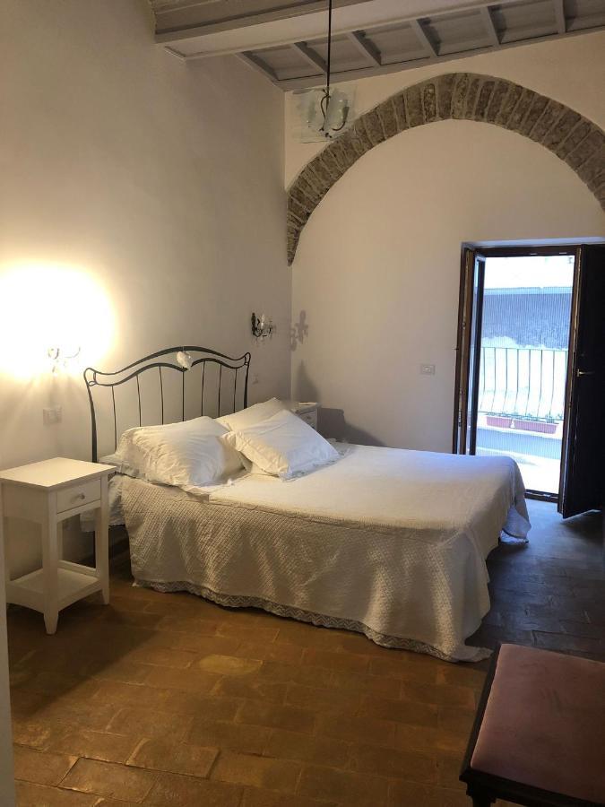 B&B Le Principesse Sermoneta Εξωτερικό φωτογραφία