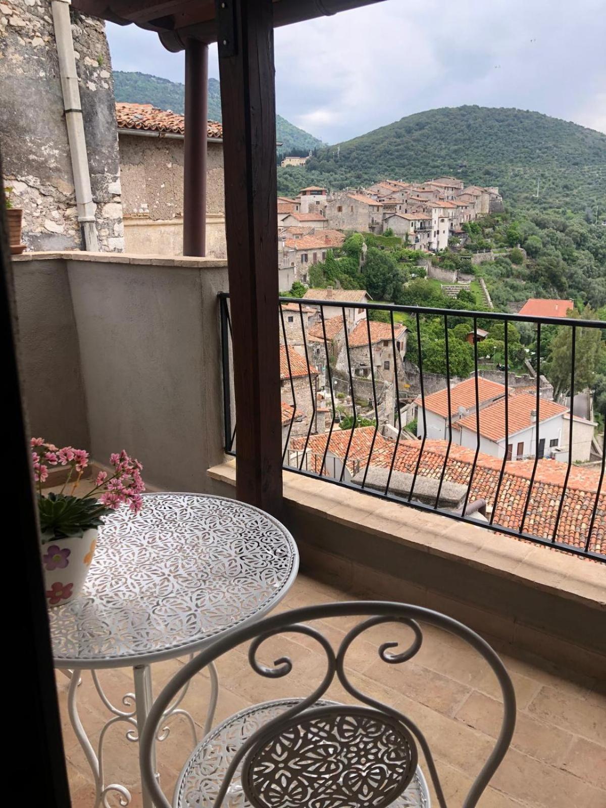 B&B Le Principesse Sermoneta Εξωτερικό φωτογραφία