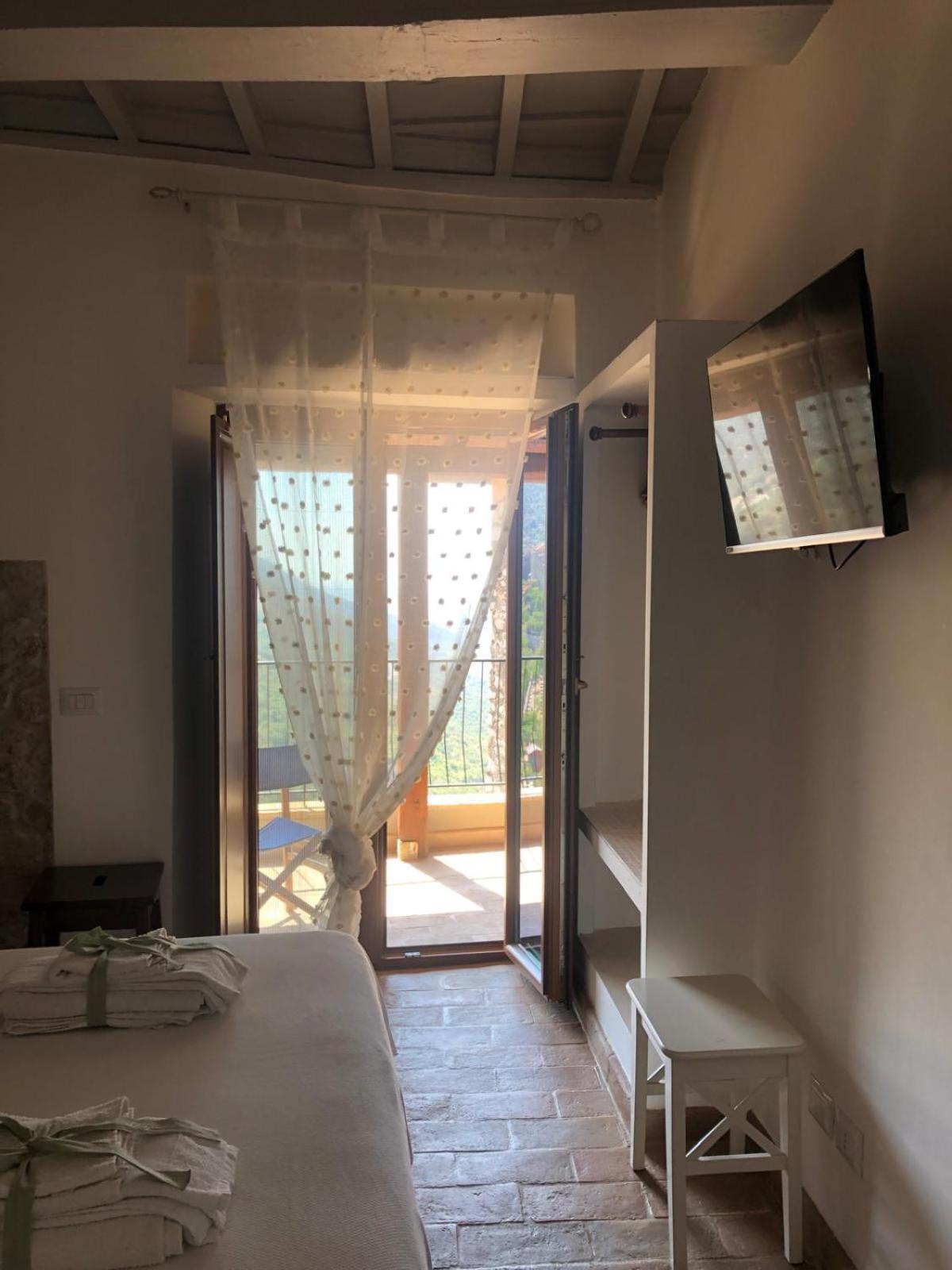 B&B Le Principesse Sermoneta Εξωτερικό φωτογραφία